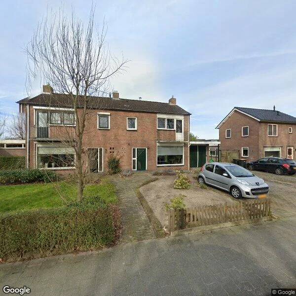 Straatbeeld van Parallelstraat 11, 8152BD Lemelerveld