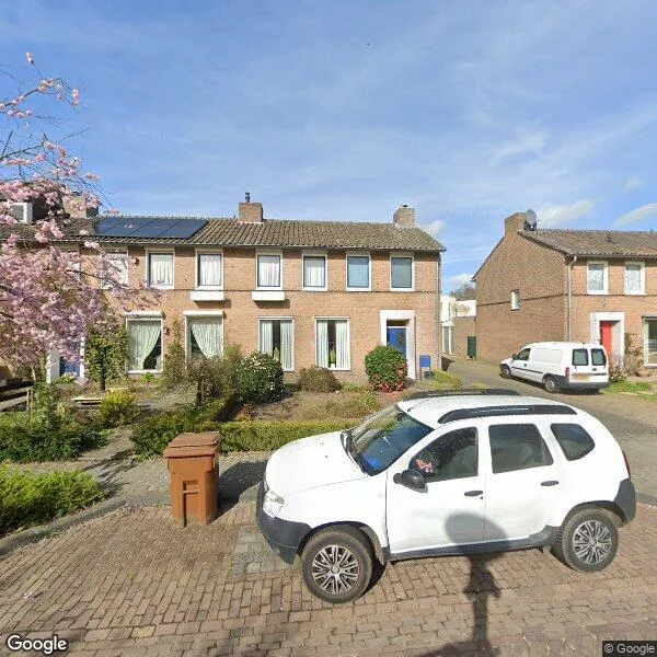 Straatbeeld van Parallelweg 10, 5688EH Oirschot