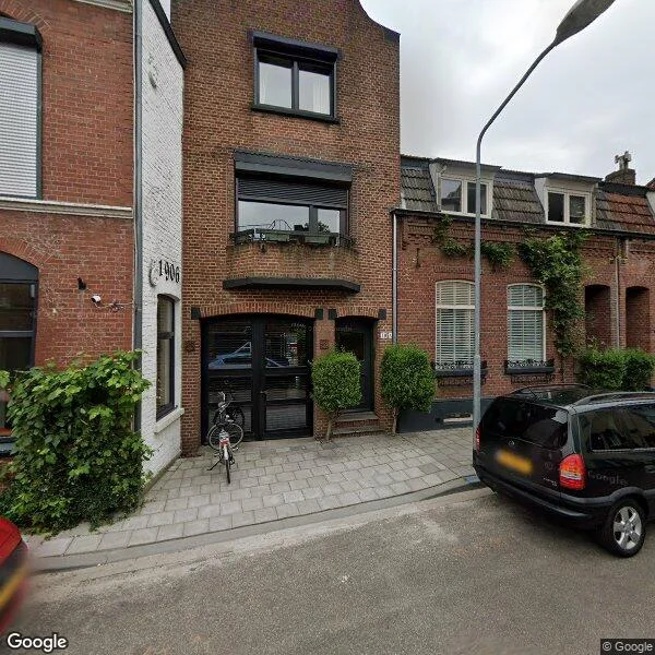Straatbeeld van Parallelweg 10, 5913TL Venlo