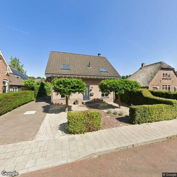Straatbeeld van Parallelweg 16, 6994CB De Steeg