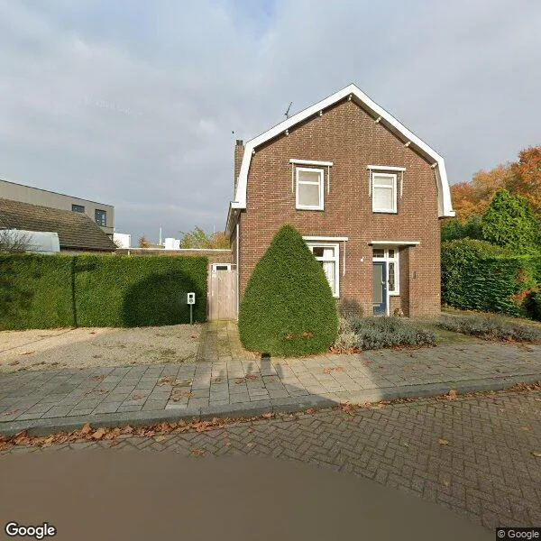 Straatbeeld van Parallelweg 204, 6001HM Weert