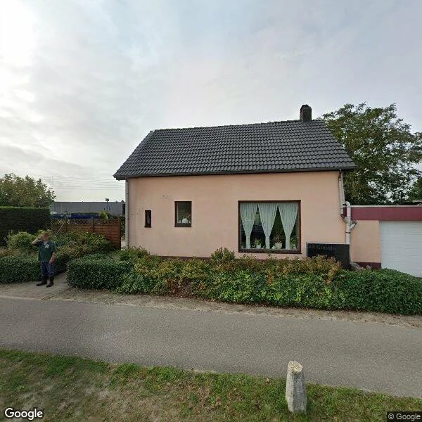 Straatbeeld van Parallelweg 21, 4849PA Dorst
