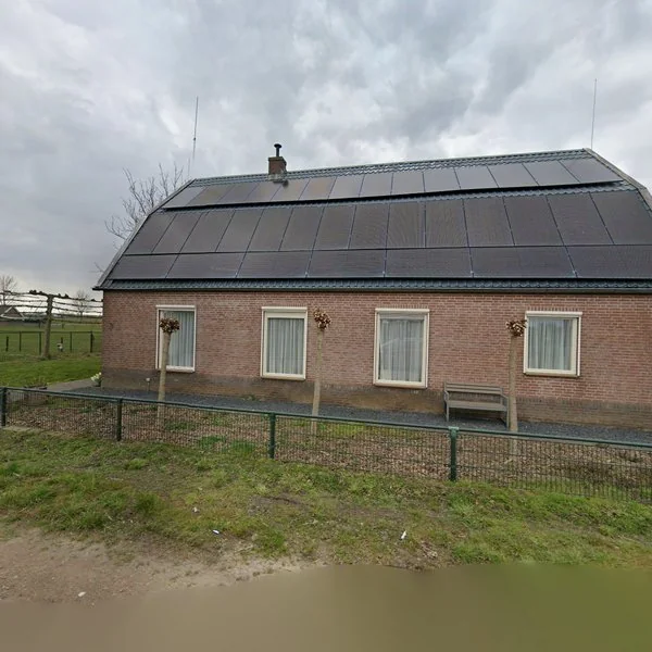 Straatbeeld van Parallelweg-Noord 1, 6675NC Valburg