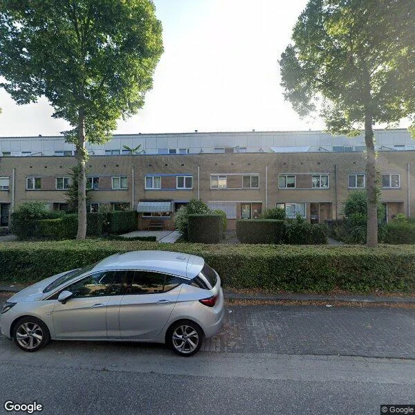 Straatbeeld van Parkwijklaan 83, 1326DR Almere