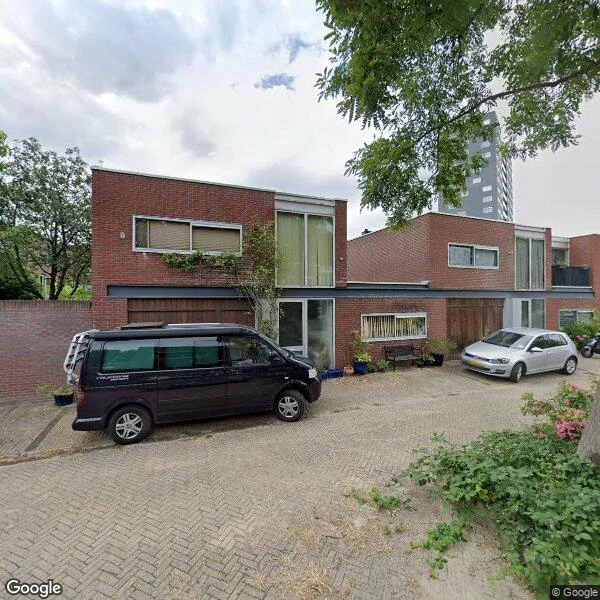Straatbeeld van Parthenonhof 16, 1064NT Amsterdam