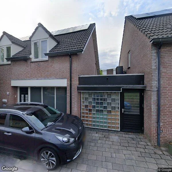 Straatbeeld van Past Aldenhuijsenstraat 14, 5671GS Nuenen