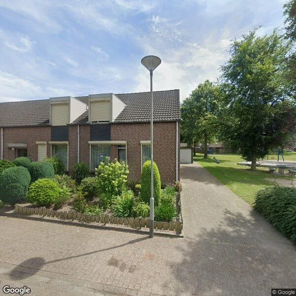 Straatbeeld van Past. van der Sterrenstraat 17, 5985RZ Grashoek