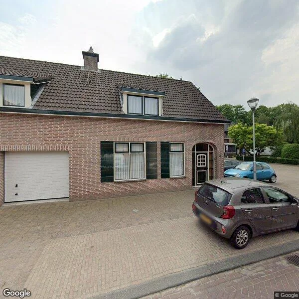 Straatbeeld van Pastoor de Bakkerstraat 12, 4885AM Achtmaal