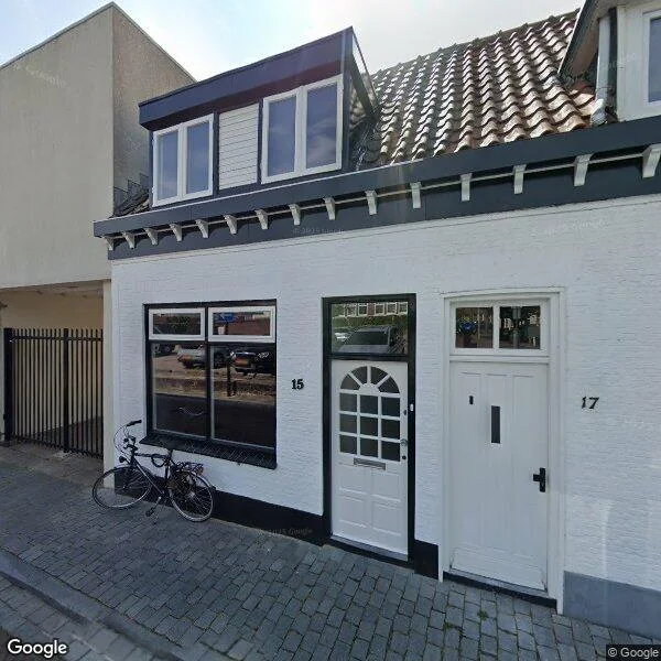 Straatbeeld van Pastoor Lancrietstraat 15, 4611RA Bergen op Zoom