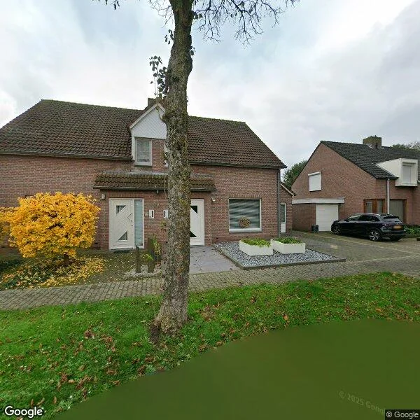 Straatbeeld van Pastoor Obersstraat 28, 6003PA Weert