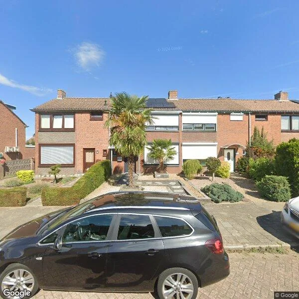 Straatbeeld van Pastoor Schoenmakerstraat 8, 6433EC Hoensbroek