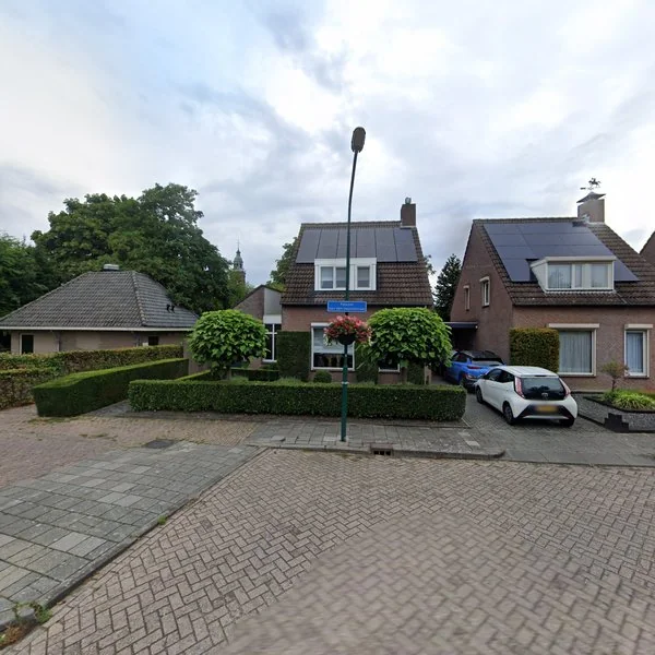 Straatbeeld van Pastoor van den Heuvelstraat 32, 5735GE Aarle-Rixtel