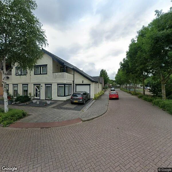 Straatbeeld van Pater Veldmanlaan 35, 5324BD Ammerzoden