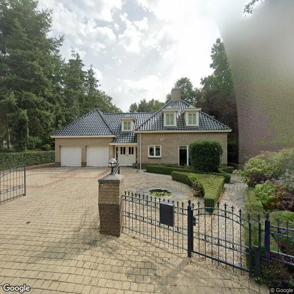 Straatbeeld van Patersweg 7, 5951NC Belfeld