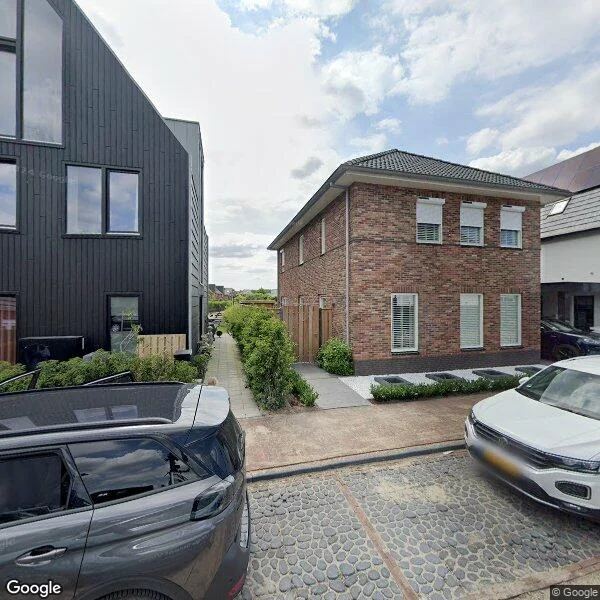Straatbeeld van Patrick Blackettstraat 3, 1341EB Almere