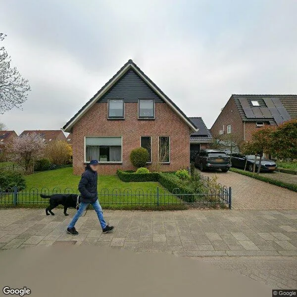 Straatbeeld van Paulusstraat 19, 6653BP Deest