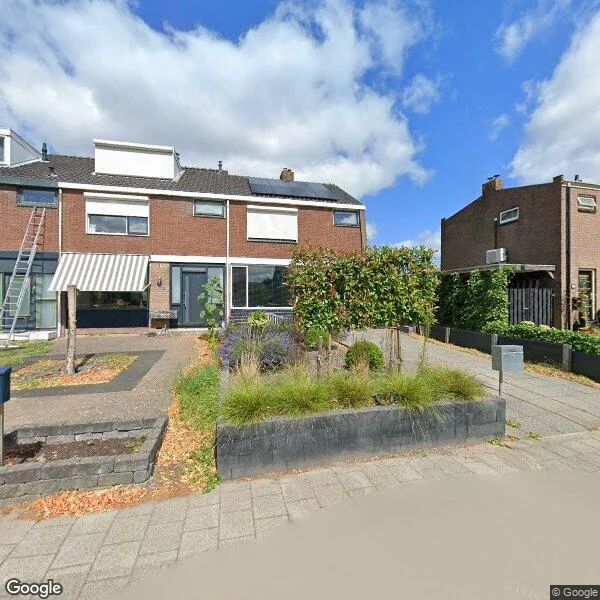Straatbeeld van Paulusweg 62, 3341CZ Hendrik-Ido-Ambacht