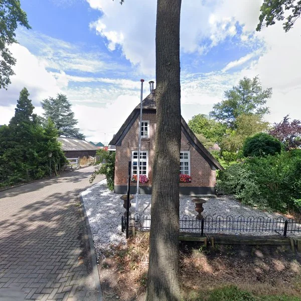 Straatbeeld van Pesserdijk 1a, 7903TC Hoogeveen
