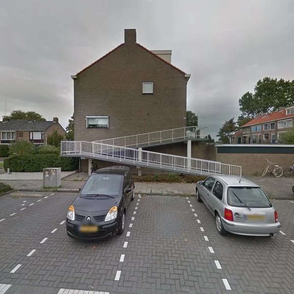 Straatbeeld van Petronella van Saxenstraat 21, 2231LR Rijnsburg