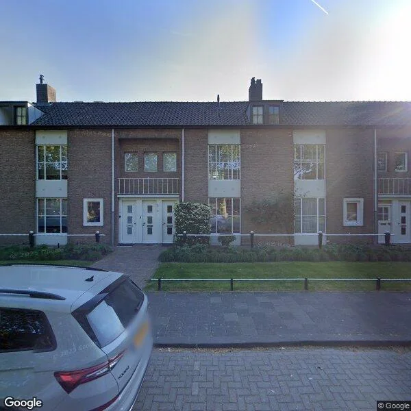 Straatbeeld van Pettelaarseweg 33, 5216BG Den Bosch