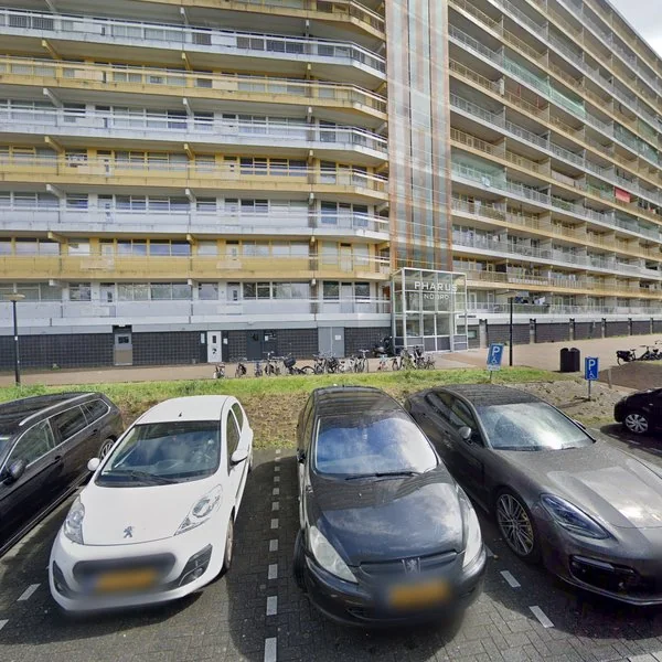 Straatbeeld van Pharus 317, 1503EE Zaandam