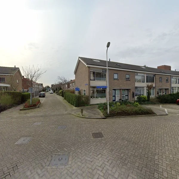 Straatbeeld van Piet Heinstraat 58, 2678EV De Lier
