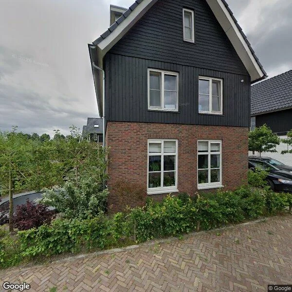 Straatbeeld van Piet Troosterlaan 1, 1111WR Diemen