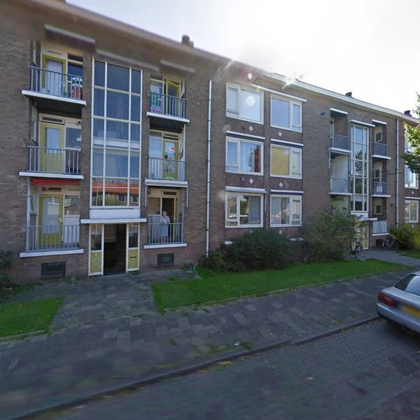 Straatbeeld van Pieter Floriszstraat 186, 2404AG Alphen aan den Rijn