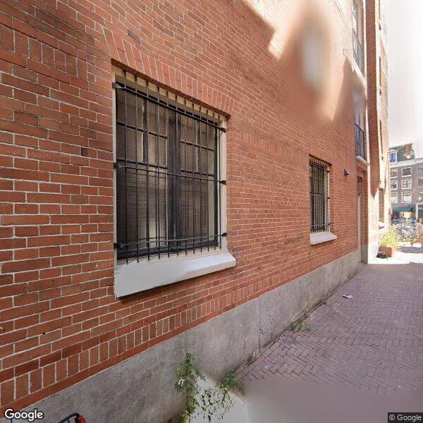 Straatbeeld van Pieter Jacobszstraat 33, 1012HL Amsterdam