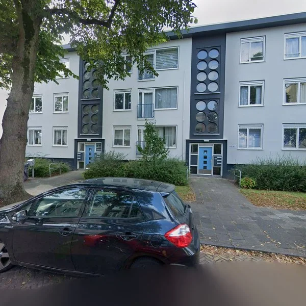 Straatbeeld van Pieter Langendijkstraat 111, 2533TH Den Haag