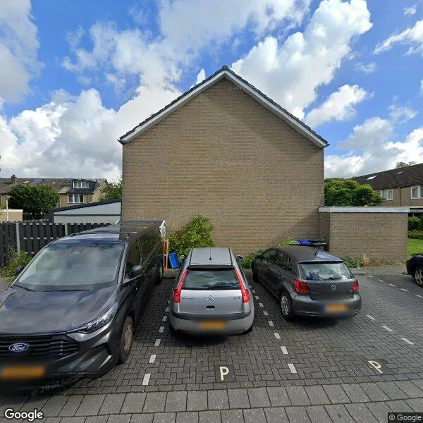 Straatbeeld van Pinasstraat 8, 1503TE Zaandam