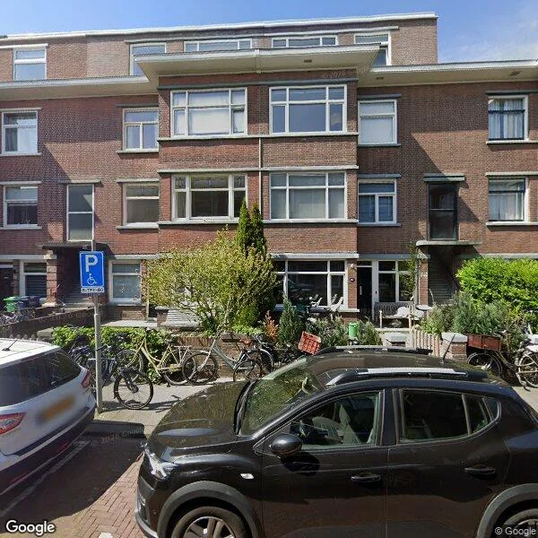 Straatbeeld van Pippelingstraat 103, 2564RE Den Haag