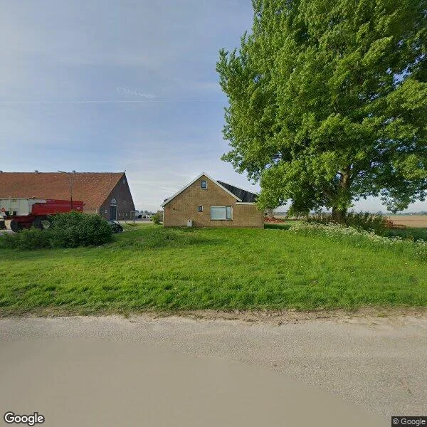 Straatbeeld van Plaatseweg 2, 3262LP Oud-Beijerland