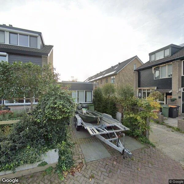 Straatbeeld van Planetenplein 15, 2172CR Sassenheim