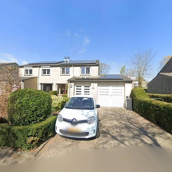 Straatbeeld van Plantsoen 24, 5384EV Heesch