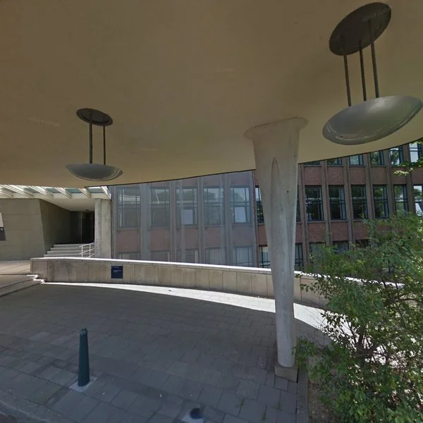 Straatbeeld van Plesmanweg 431, 2597JG Den Haag