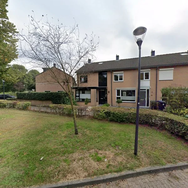 Straatbeeld van Ploegstraat 12, 4904VV Oosterhout