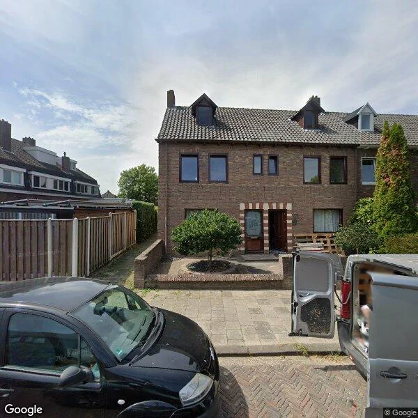Straatbeeld van Pluijmaekersstraat 9, 6417XL Heerlen