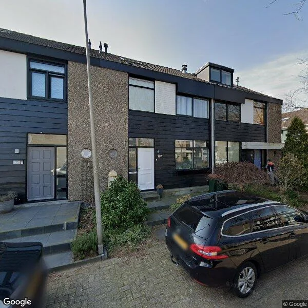 Straatbeeld van Pluim-es 104, 2925CN Krimpen aan den IJssel