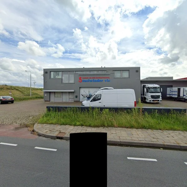 Straatbeeld van Plutoweg 1, 8938AC Leeuwarden