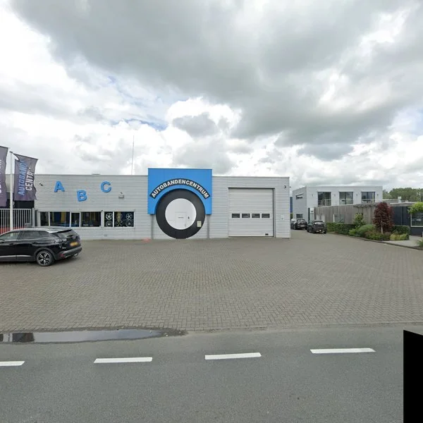 Straatbeeld van Plutoweg 6, 8938AB Leeuwarden