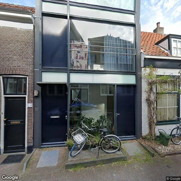 Straatbeeld van Pluympot 12, 2611LZ Delft