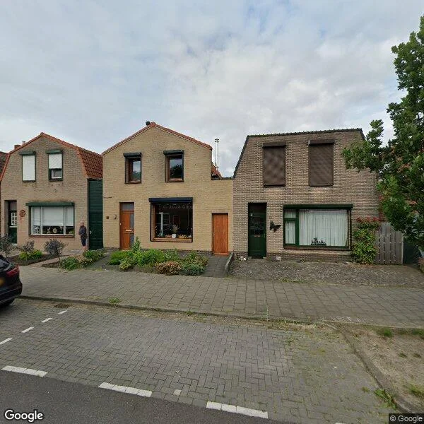 Straatbeeld van Poelstraat 11, 4551BP Sas van Gent