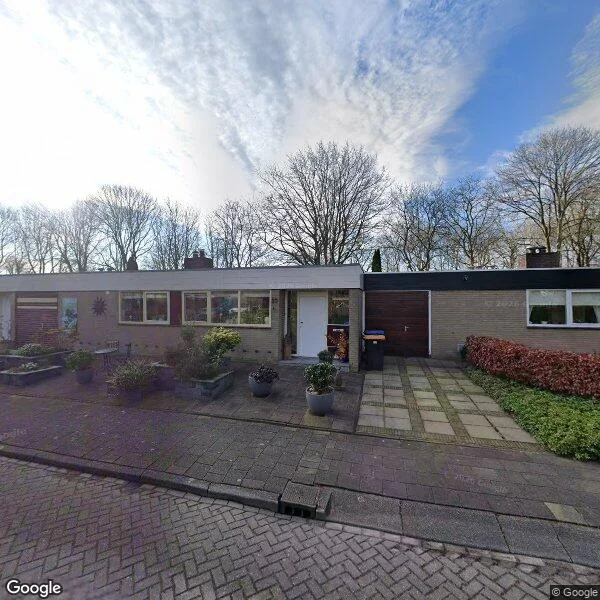 Straatbeeld van Poelwaai 23, 2162HA Lisse
