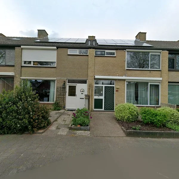 Straatbeeld van Polderlaan 98, 3211XL Geervliet