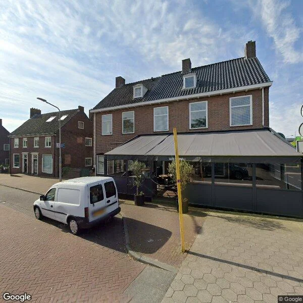 Straatbeeld van Polderstraat 1, 2952AK Alblasserdam