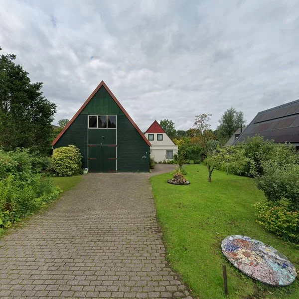 Straatbeeld van Pôllepaed 4, 9083AA Snakkerburen