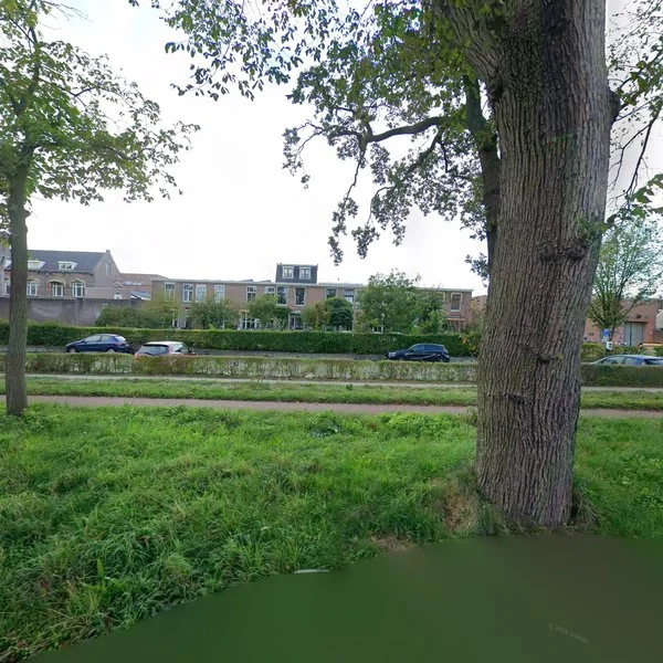 Straatbeeld van Pompstationsweg 24, 2597JW Den Haag