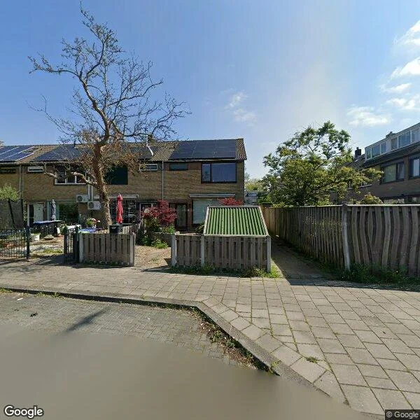 Straatbeeld van Populierenstraat 23, 3203XK Spijkenisse