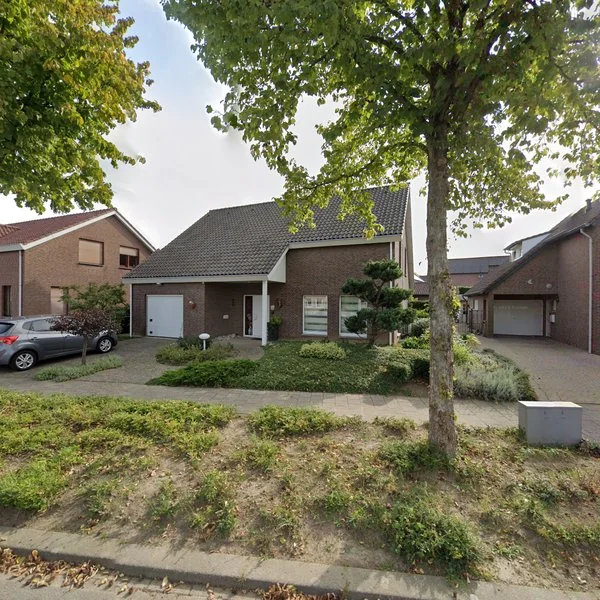 Straatbeeld van Posterholtlaan 6, 6114MX Susteren